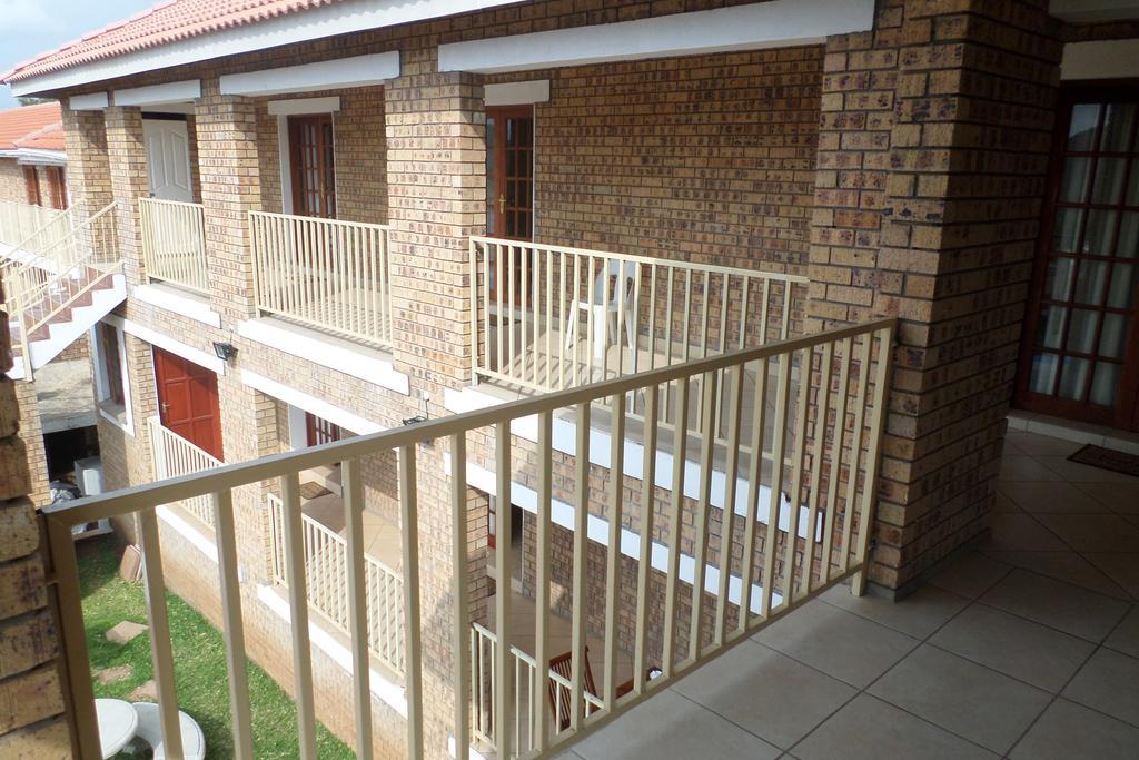 Country Link Guest Lodge Komatipoort Εξωτερικό φωτογραφία